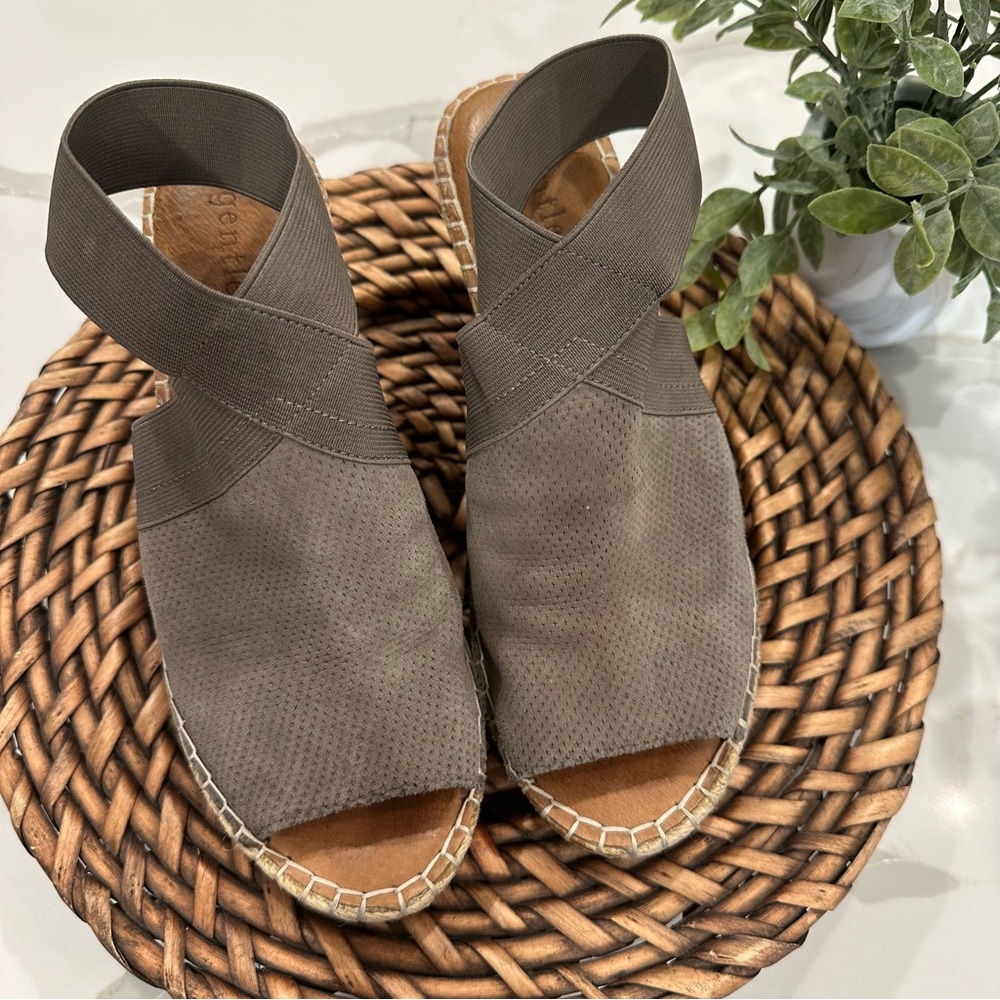 Gentle Souls Colleen Peep Toe Wedge Sandal